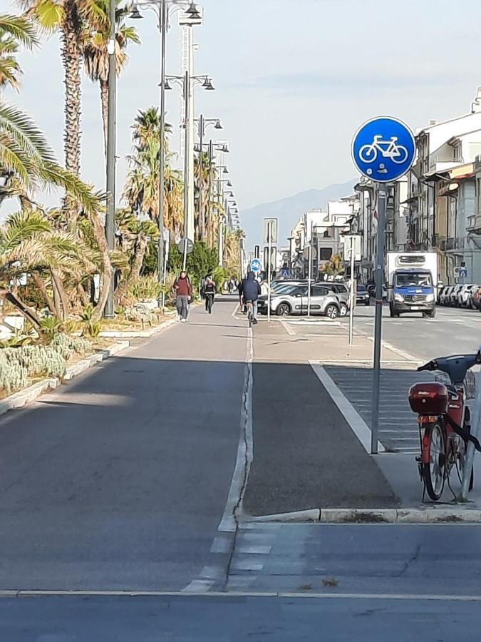 Villa Valentina Versilia Viareggio Kültér fotó
